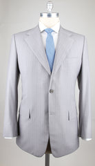 Kiton Light Gray Super 180s Suit - 44/54 - (UA90/989728/W2/R7)