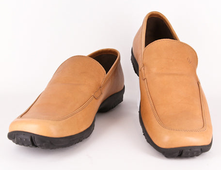 Samsonite Caramel Brown Shoes – Size: 9 US / 8 UK