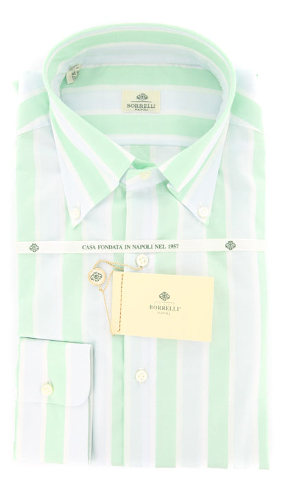 Luigi Borrelli Green Button-Down Collar Cotton Slim Fit Light Weight Dress Shirt, Size 17 US / 43 EU Luigi Borrelli Green Button-Down Collar Cotton Slim Fit Light Weight Dress Shirt, Size 17 US / 43 EU