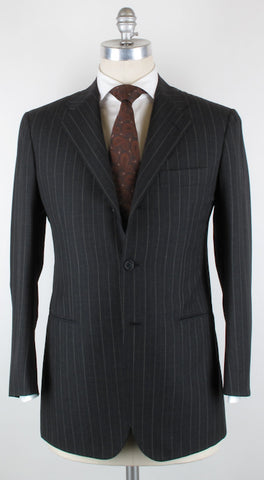 Kiton Charcoal Gray Suit – Size: 38 US / 48 EU